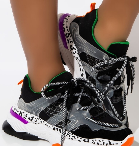 NWB AZALEA WANG FAUX SUEDE ACCENTS SNEAKERS - Picture 3 of 12